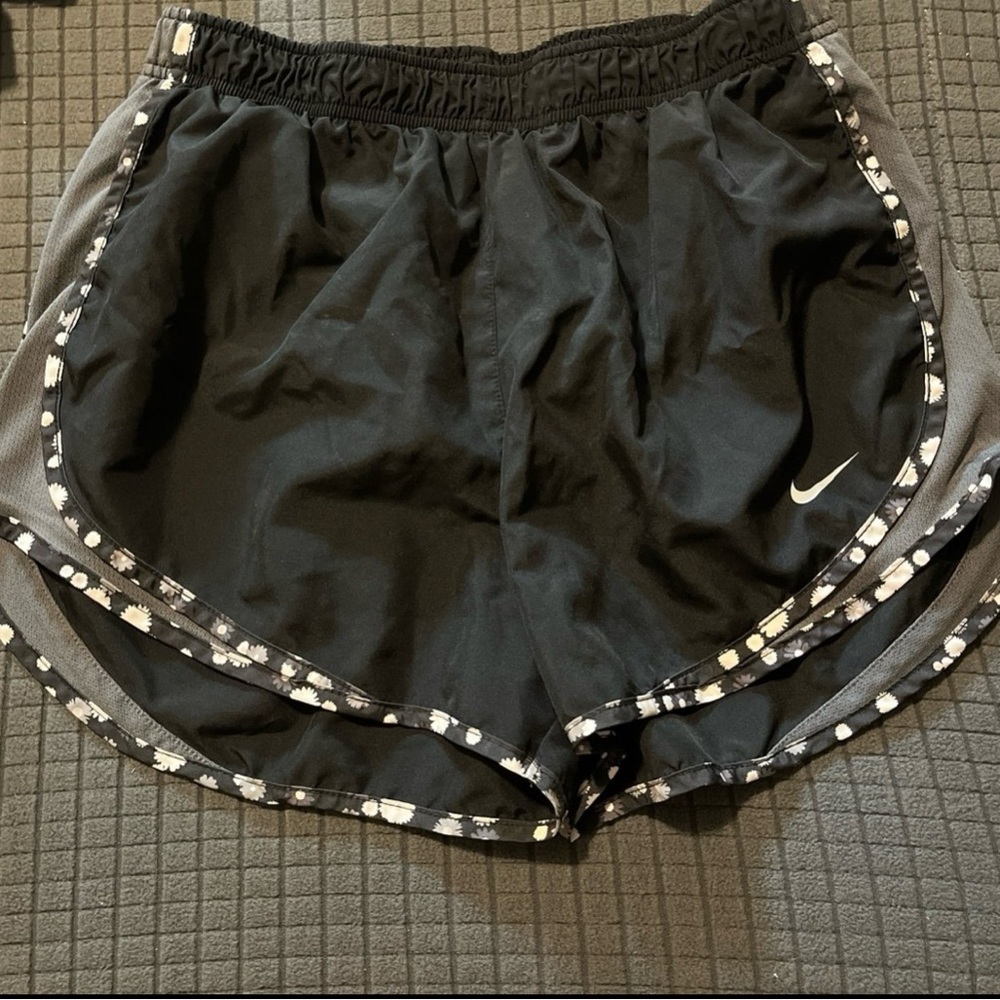 Nike Women's Black and Gray Athletic Shorts
